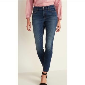OLD NAVY Original Mid-Rise Skinny Jean Sz 4 short